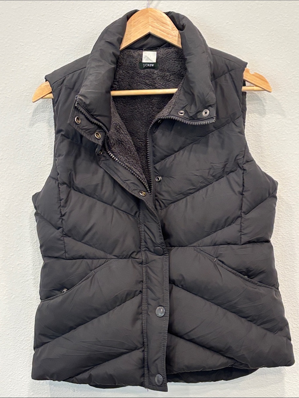 J. Crew Women’s Black Quilted Puffer Vest with Fleece Lining Size M